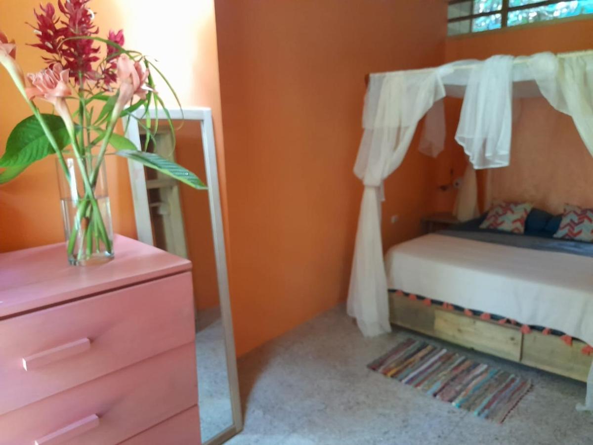Casa La Colmena Villa Cahuita Bagian luar foto
