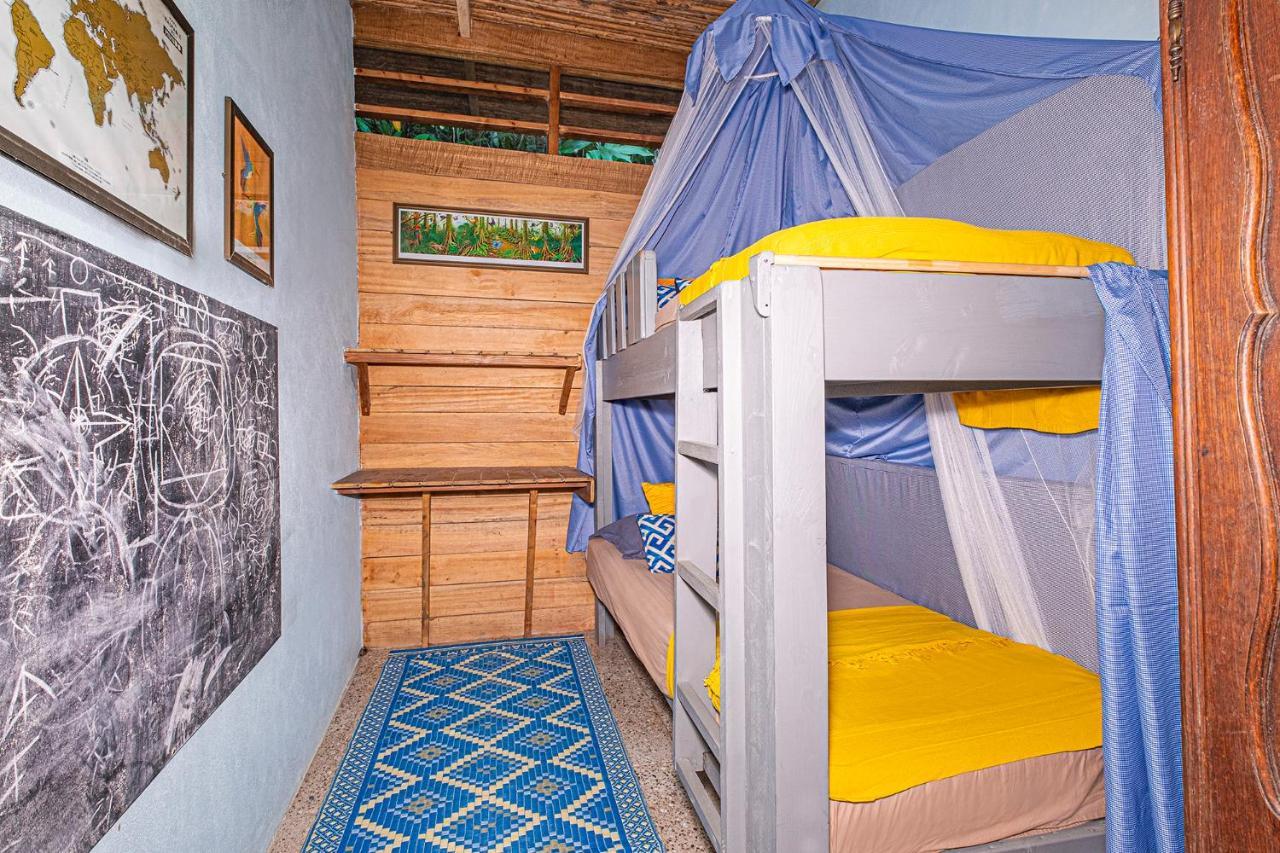 Casa La Colmena Villa Cahuita Bagian luar foto